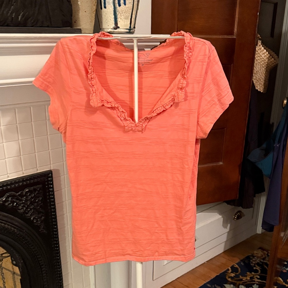 Vineyard Vines orangey/Coral Ruffle‎ V-Neck Tee- worn a few times